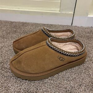 UGG Taz Slippers